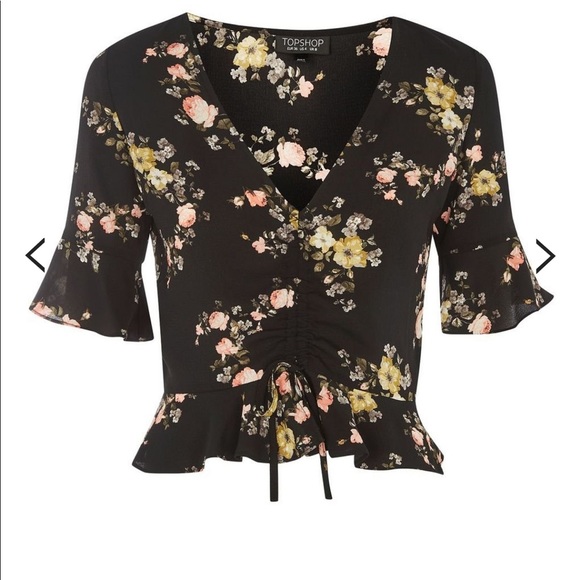 Topshop Petite Floral ruched crop blouse - Picture 2 of 8